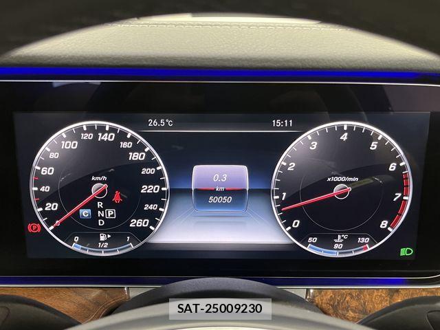 Mercedes Benz E-CLASS 2017-03 2318418-22
