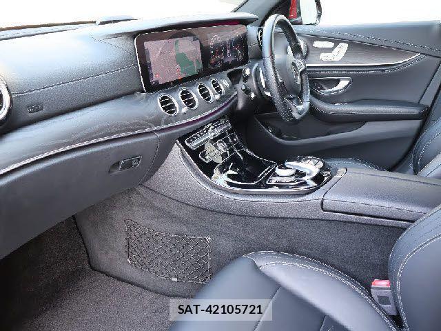 Mercedes Benz E-CLASS 2018-10 2777817-1