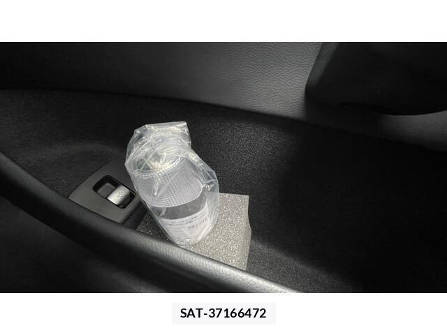 Mercedes Benz E-CLASS 2024-12 2829890-10