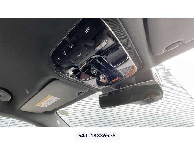 Mercedes Benz E-CLASS 2024-10 2829883-18
