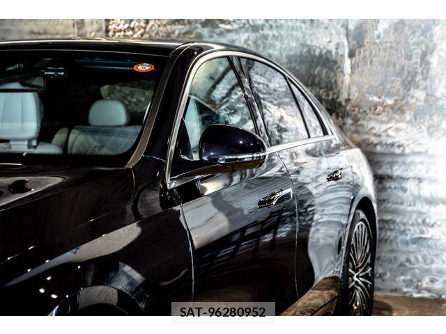 Mercedes Benz E-CLASS 2024-12 3771911-13