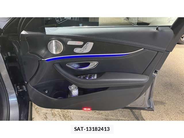 Mercedes Benz E-CLASS 2023-02 4140012-19