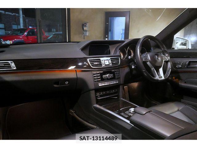 Mercedes Benz E-CLASS 2014-02 4326867-16