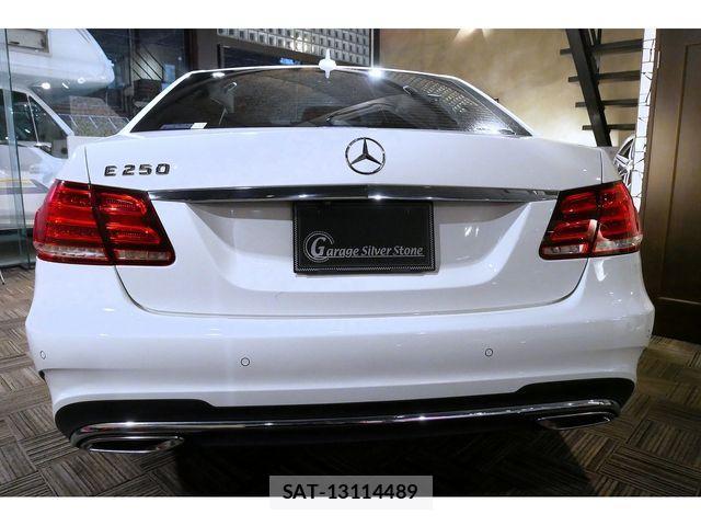Mercedes Benz E-CLASS 2014-02 4326867-2