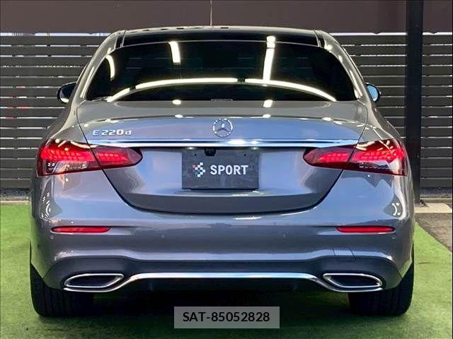 Mercedes Benz E-CLASS 2021-01 4422090-13