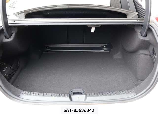 Mercedes Benz E-CLASS 2024-11 4596283-8