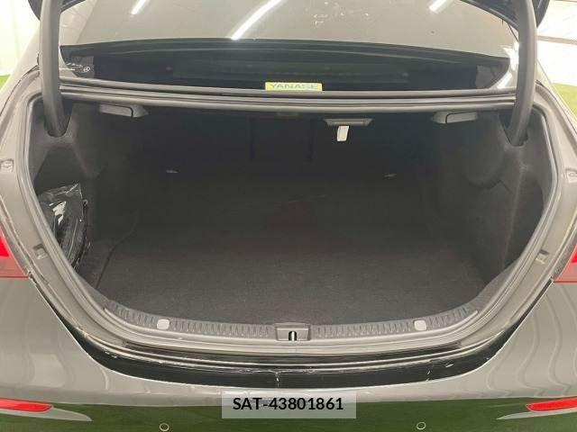 Mercedes Benz E-CLASS 2021-04 6012779-10
