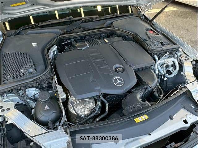 Mercedes Benz E-CLASS 2018-02 6012799-11