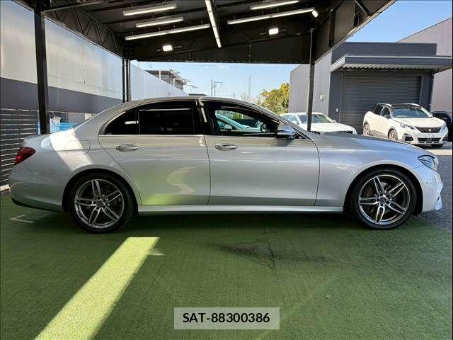Mercedes Benz E-CLASS 2018-02 6012799-14
