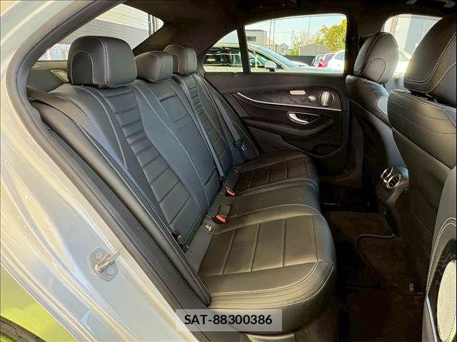 Mercedes Benz E-CLASS 2018-02 6012799-6