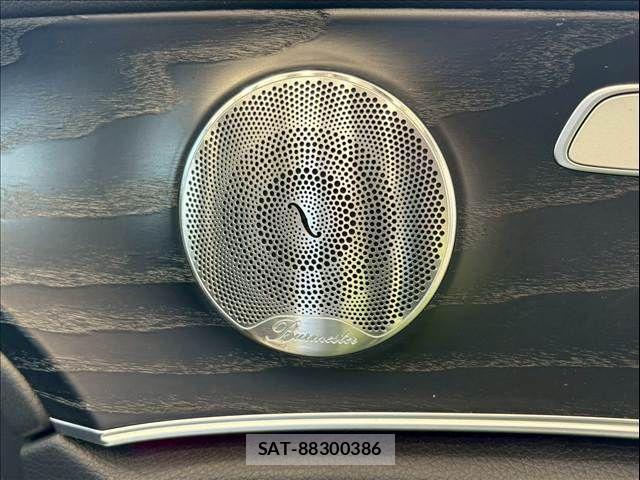 Mercedes Benz E-CLASS 2018-02 6012799-7