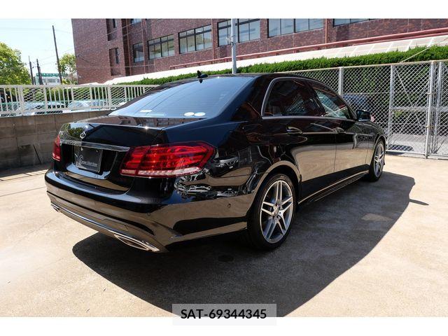 Mercedes Benz E-CLASS 2014-03 6245629-5