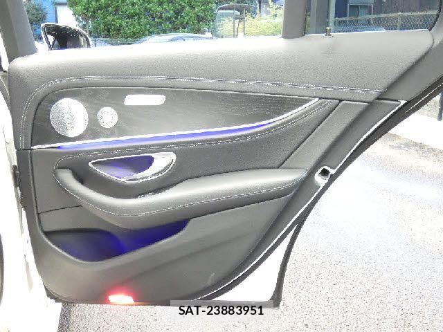 Mercedes Benz E-CLASS 2020-11 6500087-22