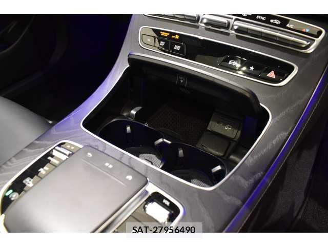 Mercedes Benz E-CLASS 2021-03 6500085-10