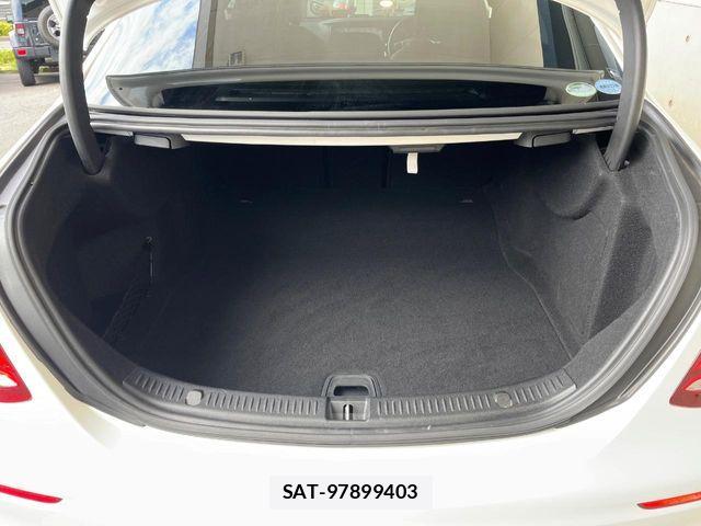 Mercedes Benz E-CLASS 2017-05 6526666-9