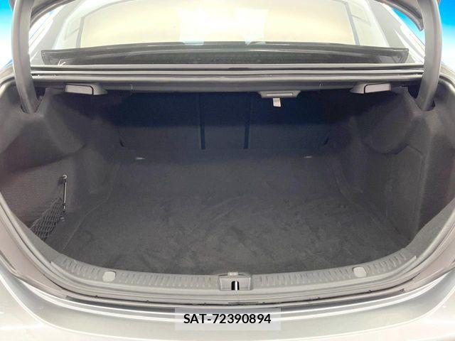 Mercedes Benz E-CLASS 2018-03 6613170-12