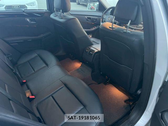 Mercedes Benz E-CLASS 2009-05 6672455-11