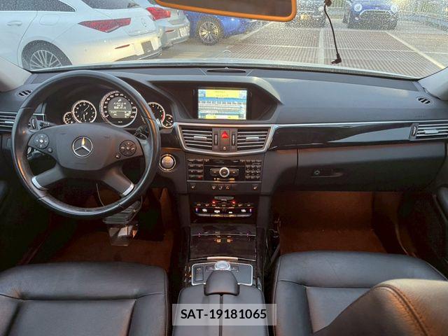 Mercedes Benz E-CLASS 2009-05 6672455-13