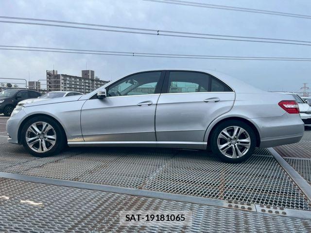Mercedes Benz E-CLASS 2009-05 6672455-7