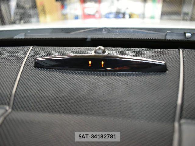 Mercedes Benz E-CLASS 2014-02 6676817-10