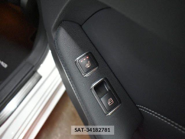 Mercedes Benz E-CLASS 2014-02 6676817-16