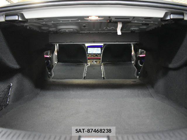Mercedes Benz E-CLASS 2019-07 6676816-19