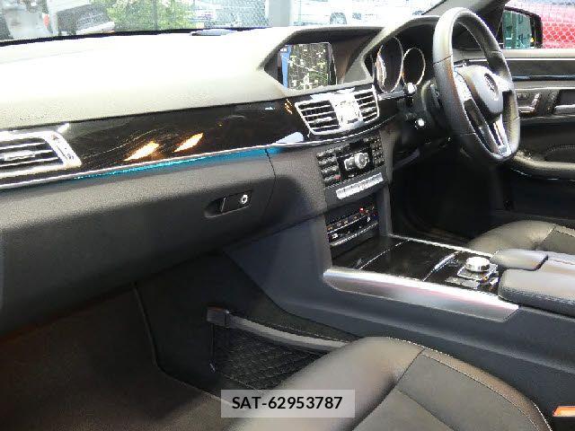 Mercedes Benz E-CLASS 2015-06 6716621-1