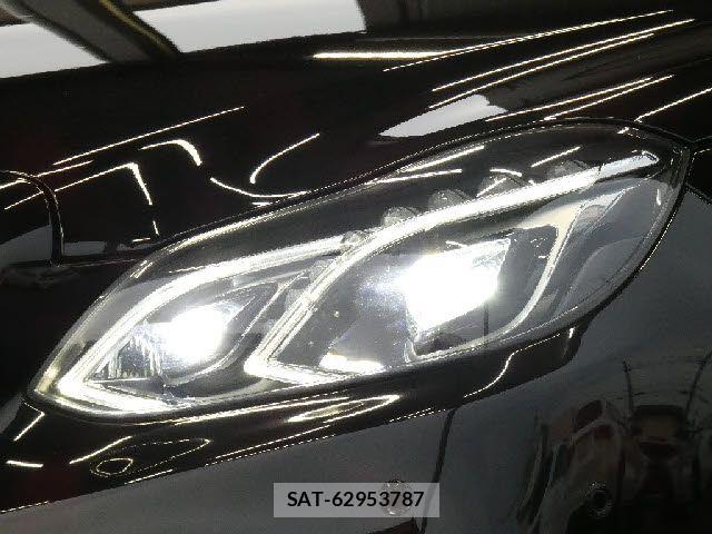 Mercedes Benz E-CLASS 2015-06 6716621-19