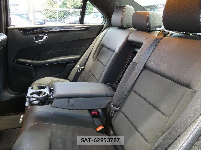 Mercedes Benz E-CLASS 2015-06 6716621-29
