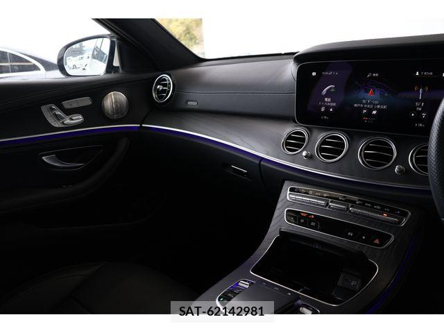 Mercedes Benz E-CLASS 2021-12 6752358-13
