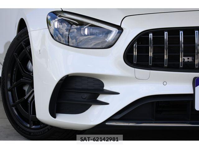 Mercedes Benz E-CLASS 2021-12 6752358-3