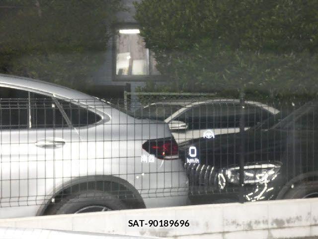 Mercedes Benz E-CLASS 2018-01 6815887-17