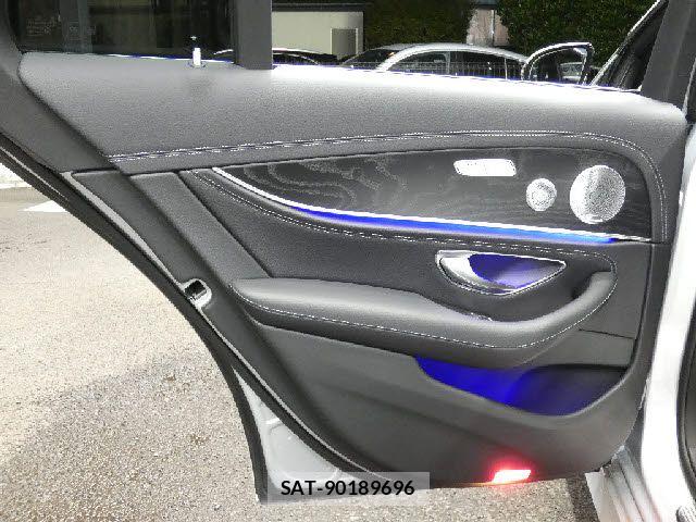 Mercedes Benz E-CLASS 2018-01 6815887-21