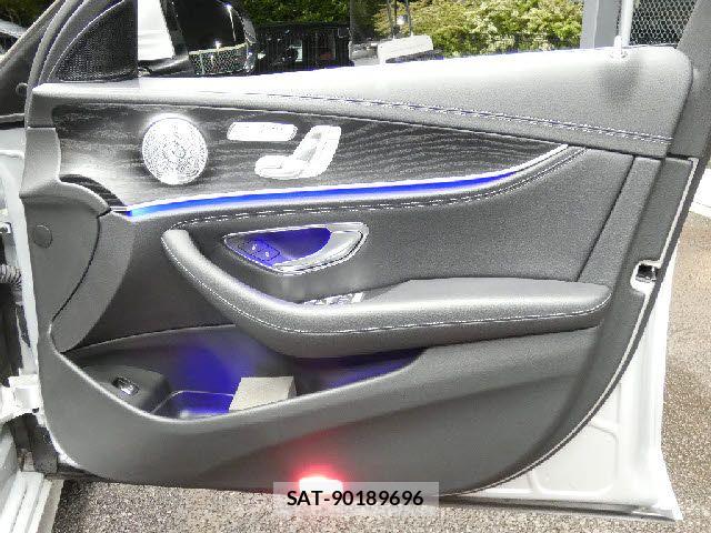 Mercedes Benz E-CLASS 2018-01 6815887-23