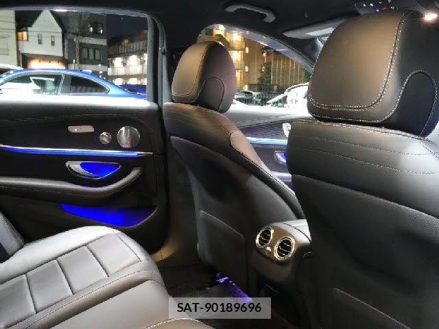 Mercedes Benz E-CLASS 2018-01 6815887-26