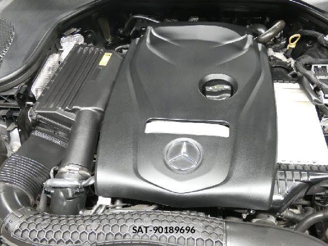 Mercedes Benz E-CLASS 2018-01 6815887-5