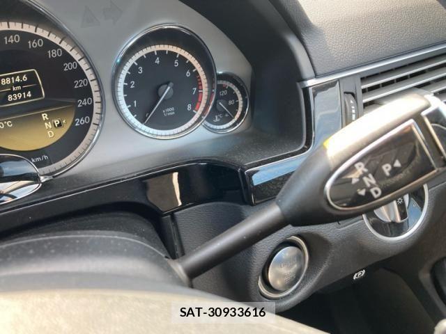 Mercedes Benz E-CLASS 2012-01 6908303-22
