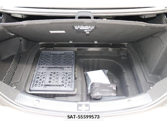 Mercedes Benz E-CLASS 2020-11 6908287-17