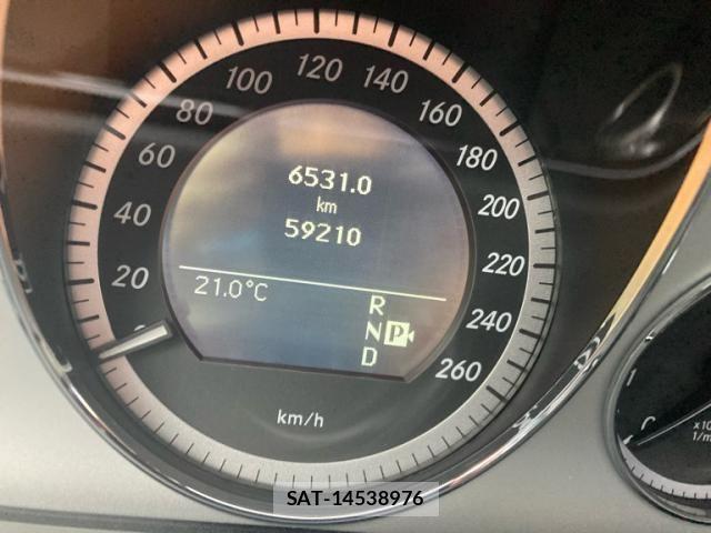 Mercedes Benz E-CLASS 2011-06 6908291-20