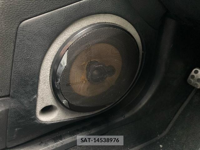 Mercedes Benz E-CLASS 2011-06 6908291-22