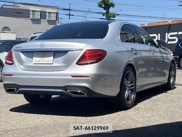 Mercedes Benz E-CLASS 2020-03 6908288-16