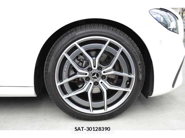 Mercedes Benz E-CLASS 2021-05 6995558-10