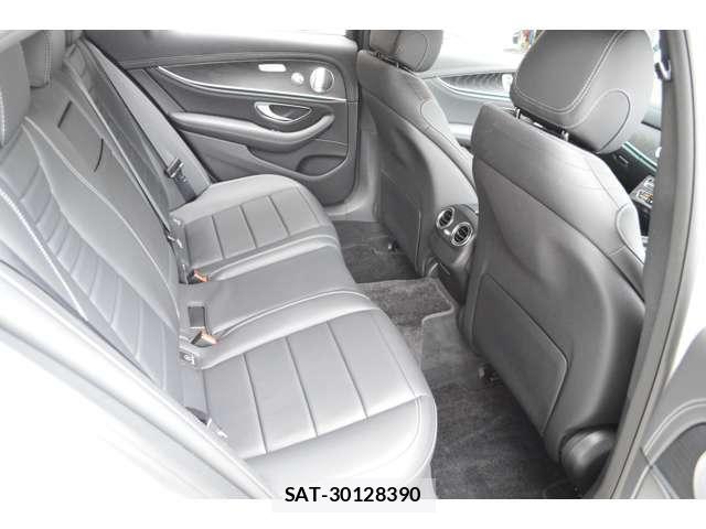 Mercedes Benz E-CLASS 2021-05 6995558-15