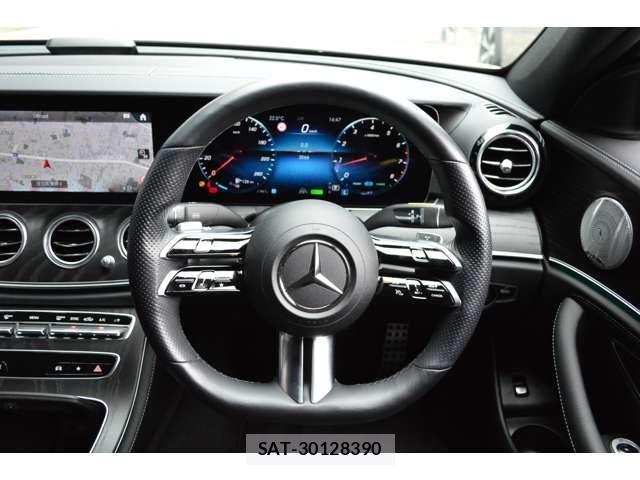 Mercedes Benz E-CLASS 2021-05 6995558-17