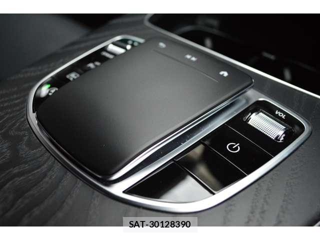 Mercedes Benz E-CLASS 2021-05 6995558-24