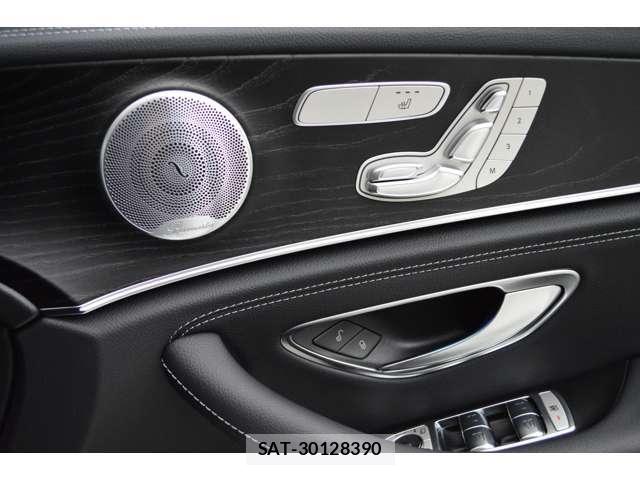 Mercedes Benz E-CLASS 2021-05 6995558-25