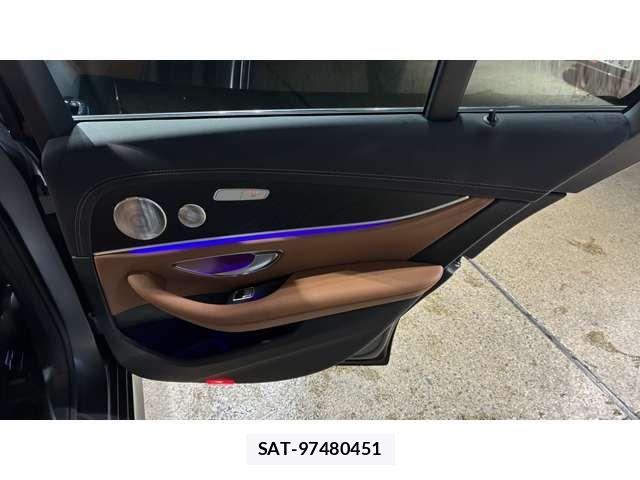 Mercedes Benz E-CLASS 2021-05 6995557-10