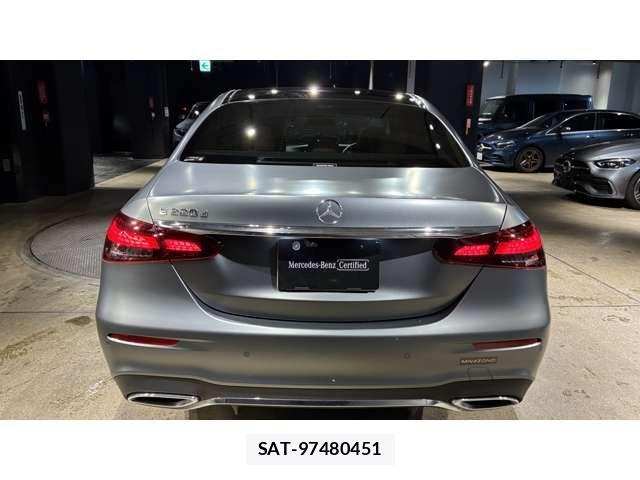 Mercedes Benz E-CLASS 2021-05 6995557-18