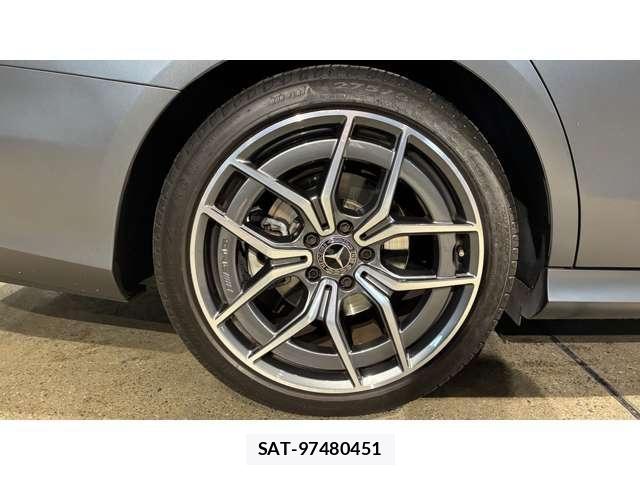 Mercedes Benz E-CLASS 2021-05 6995557-23
