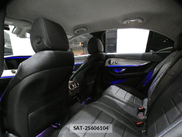 Mercedes Benz E-CLASS 2017-06 7221579-26